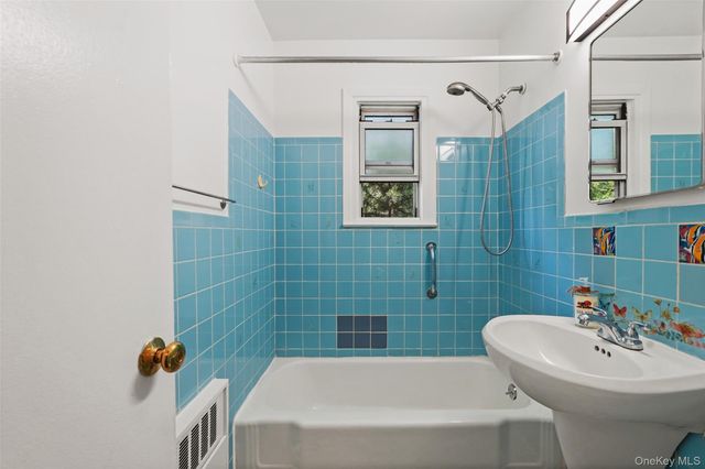 50 Charter Circle C, Ossining, NY 10562