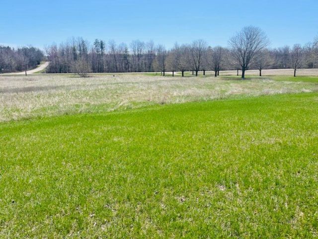 W8918 County Road W, Crivitz, WI 54114