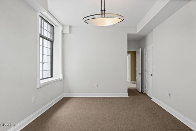 14 Talford Place UNIT 1, Saratoga Springs, NY 12866