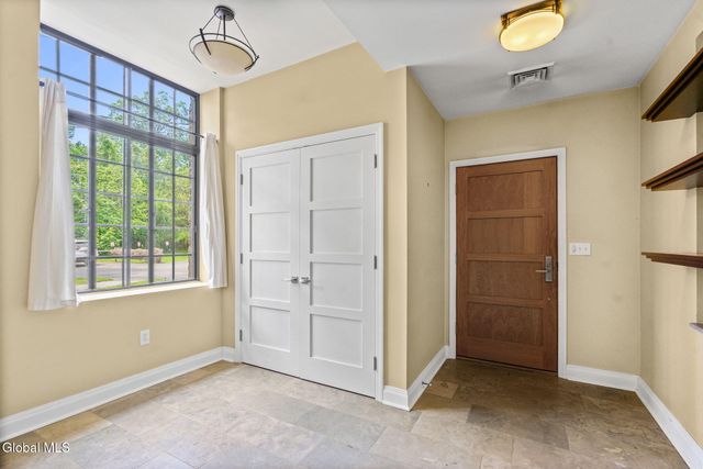 14 Talford Place UNIT 1, Saratoga Springs, NY 12866