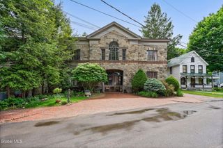 14 Talford Place UNIT 1, Saratoga Springs, NY 12866