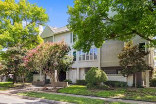 4104 N Hall Street 217, Dallas, TX 75219