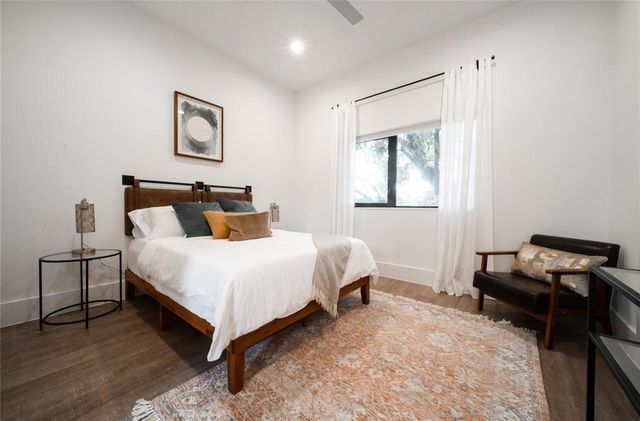 2212 Francis Street, Houston, TX 77004