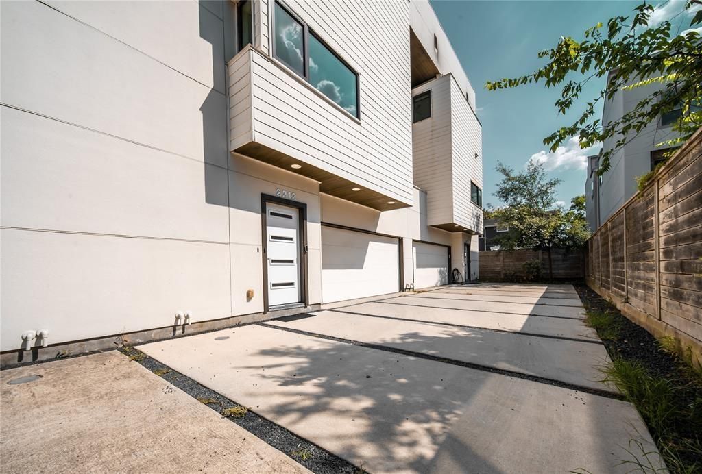 2212 Francis Street, Houston, TX 77004