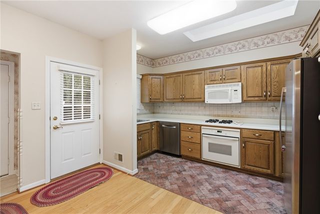 107 Boxwood Ct, Peters Twp, PA 15317
