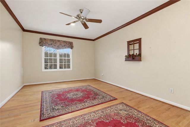 107 Boxwood Ct, Peters Twp, PA 15317
