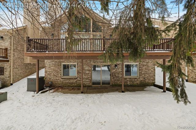 45325 Stonehedge Drive, Plymouth Charter Township, MI 48170