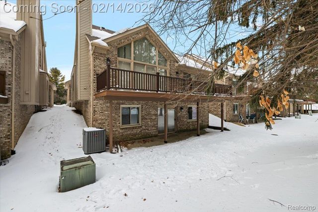 45325 Stonehedge Drive, Plymouth Charter Township, MI 48170