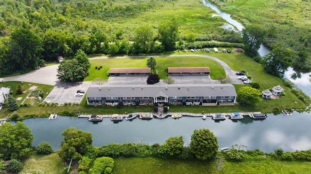 68570 Morton Drive 204, Edwardsburg, MI 49112