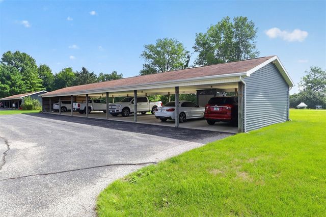 68570 Morton Drive 204, Edwardsburg, MI 49112