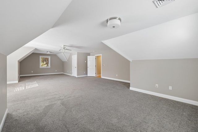 35 Labrador Lane, Dover, NH 03820