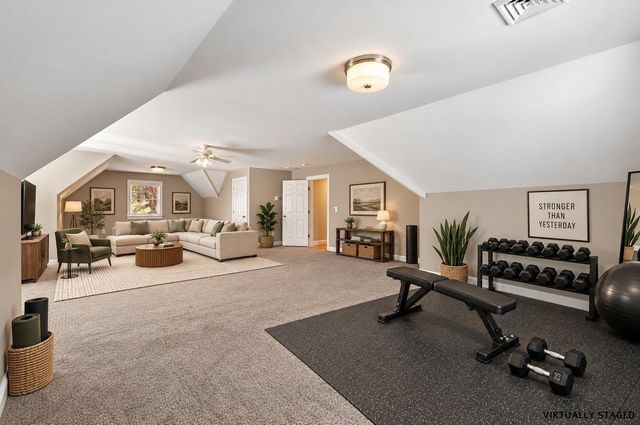 35 Labrador Lane, Dover, NH 03820