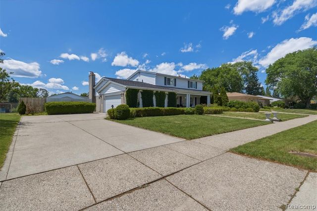 32007 Claeys Drive, Warren, MI 48093