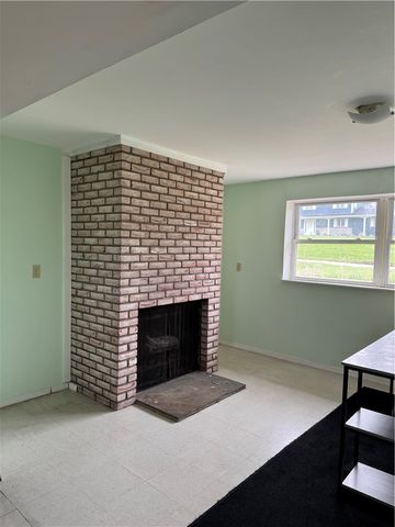 38 Kathy Drive, Henrietta, NY 14534