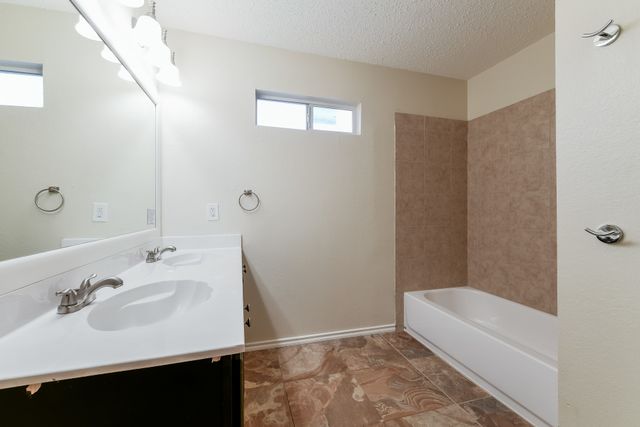 2963 Celian Drive, Grand Prairie, TX 75052