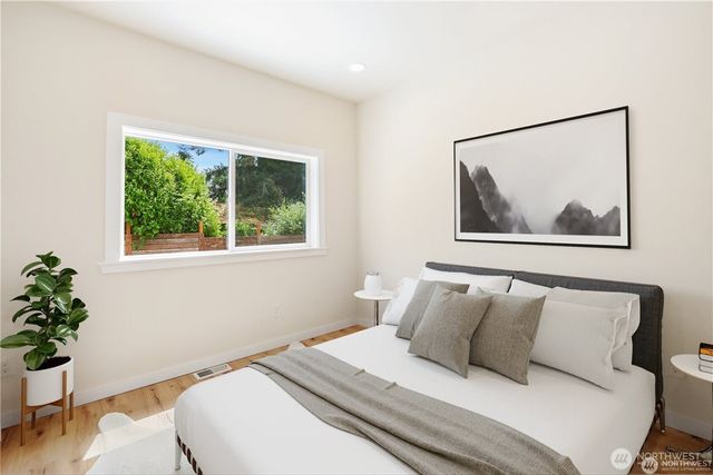 3124 OAS Drive W, University Place, WA 98466