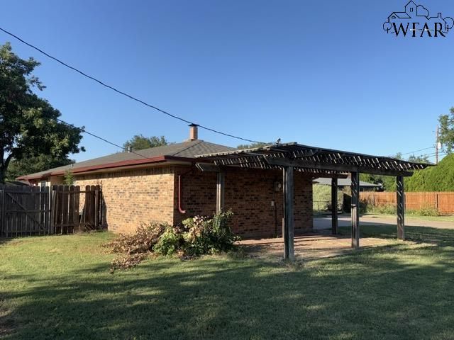 4 BRIANDALE COURT, Wichita Falls, TX 76310