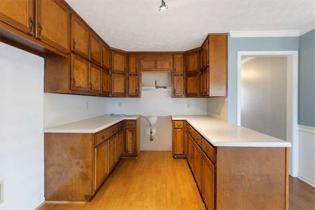 305 Daileys Plantation Court, Mcdonough, GA 30253