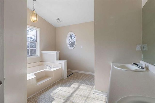 305 Daileys Plantation Court, Mcdonough, GA 30253