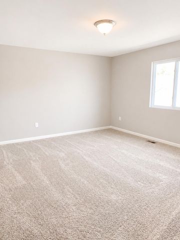 2832 Sycamore River Drive, Fowlerville, MI 48836