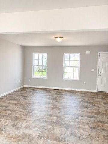 2832 Sycamore River Drive, Fowlerville, MI 48836