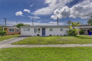9188 Birmingham Drive, Palm Beach Gardens, FL 33410