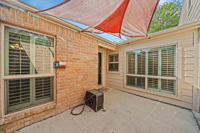 2210 Gray Falls Drive, Houston, TX 77077