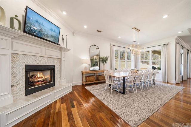 302 Oak Shores Circle, Hot Springs, AR 71913