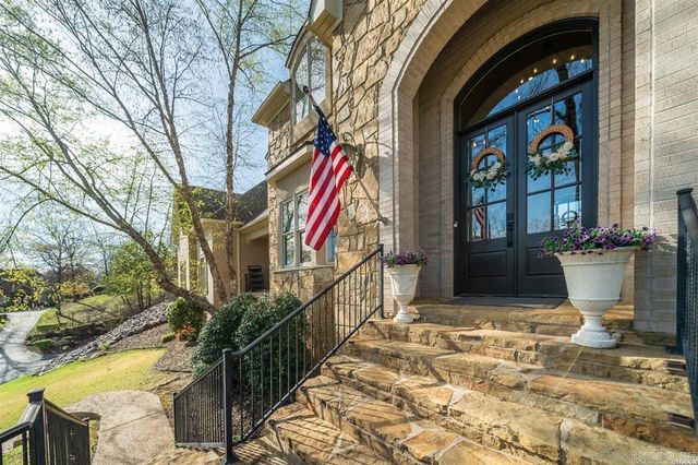 302 Oak Shores Circle, Hot Springs, AR 71913