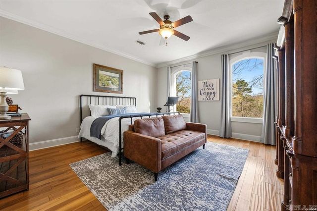 302 Oak Shores Circle, Hot Springs, AR 71913