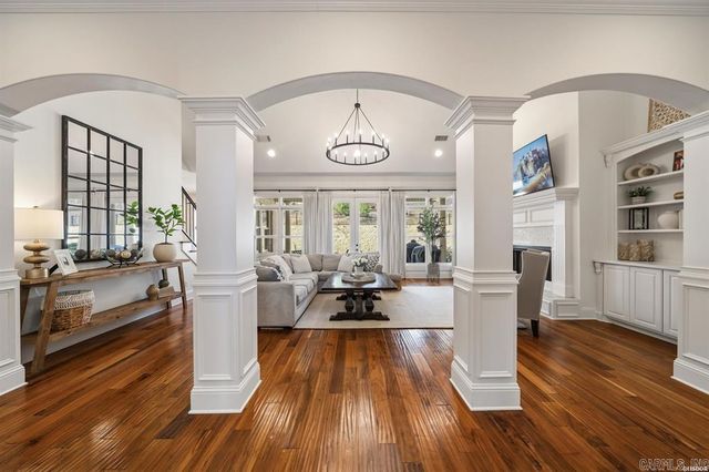 302 Oak Shores Circle, Hot Springs, AR 71913