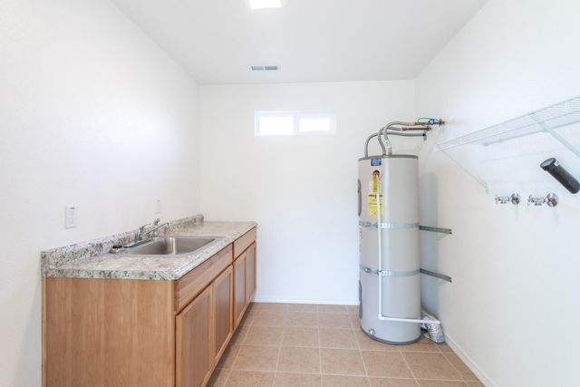 20758 State Hwy 299 East, Redding, CA 96003