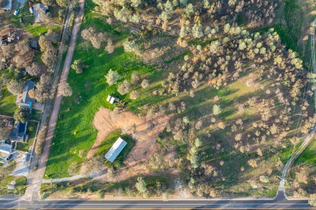 20758 State Hwy 299 East, Redding, CA 96003