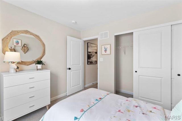 1067 Black Bear Drive, House Springs, MO 63051