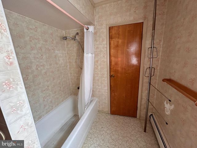 111 W UNION ST, Tamaqua, PA 18252