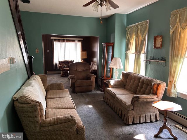 111 W UNION ST, Tamaqua, PA 18252