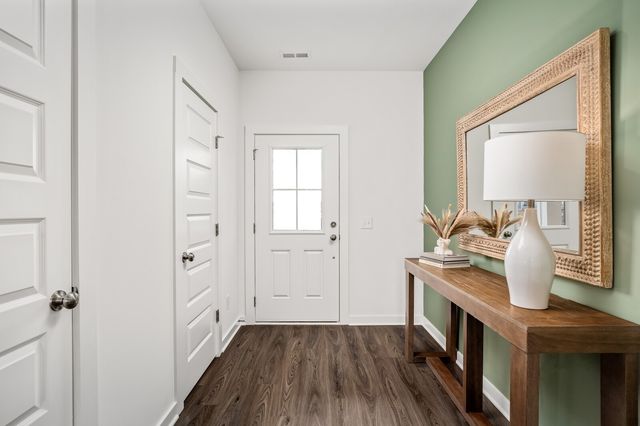 5065 Cothron Dr, White House, TN 37188