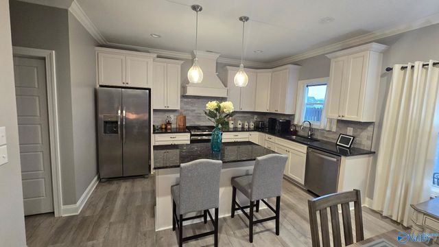 3011 Lisa Lane SE, Decatur, AL 35603