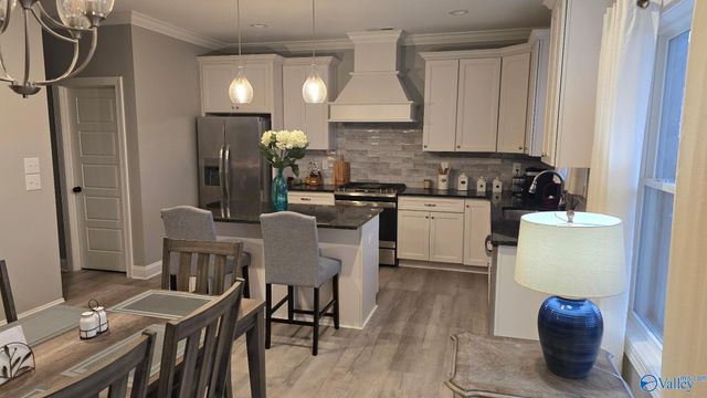 3011 Lisa Lane SE, Decatur, AL 35603