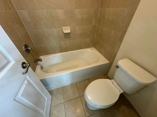 22411 SW 88th Place 14-26, Cutler Bay, FL 33190