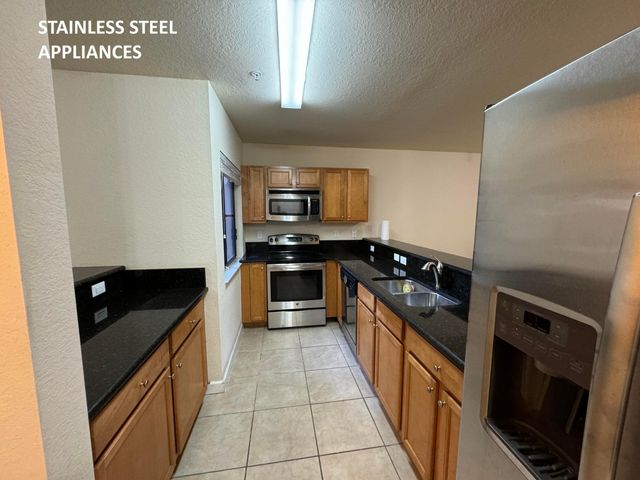 22411 SW 88th Place 14-26, Cutler Bay, FL 33190