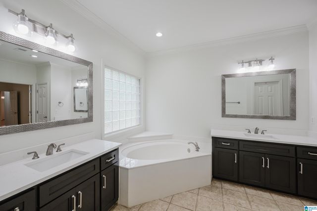 3697 CROSSINGS CREST, Hoover, AL 35242