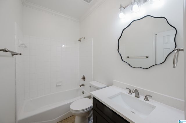 3697 CROSSINGS CREST, Hoover, AL 35242
