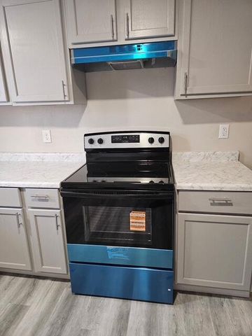 717 Bristol Street, Adrian City, MI 49221