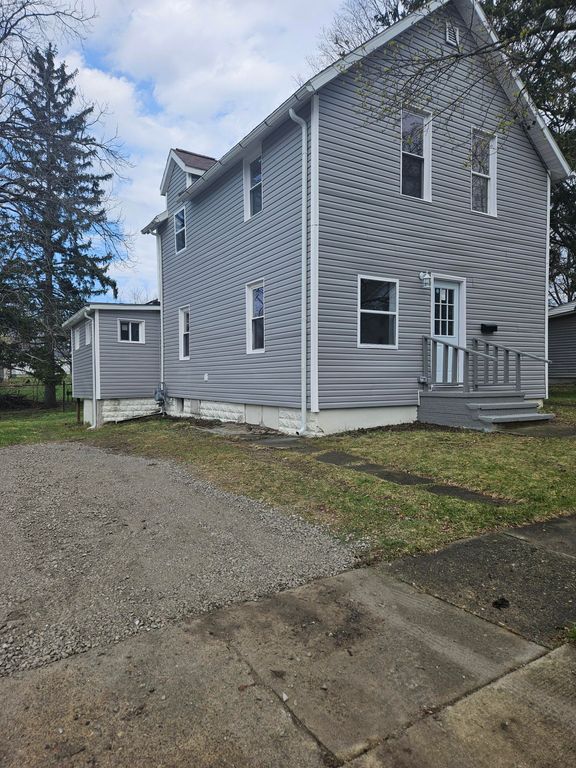 717 Bristol Street, Adrian City, MI 49221