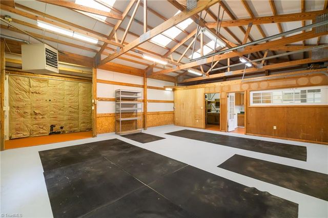 104 Willowbrook Drive, Thomasville, NC 27360
