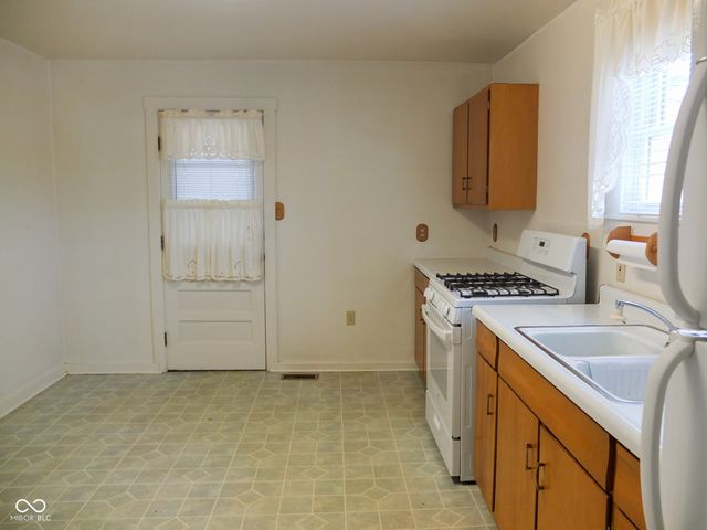 501 S Grace Avenue, Crawfordsville, IN 47933