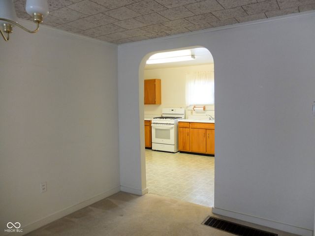 501 S Grace Avenue, Crawfordsville, IN 47933