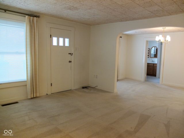 501 S Grace Avenue, Crawfordsville, IN 47933