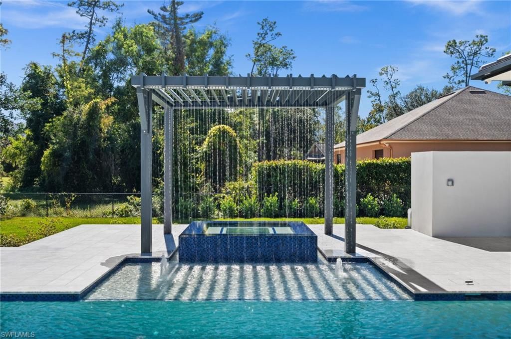 2272 Oakes BLVD, NAPLES, FL 34119 — photo 3